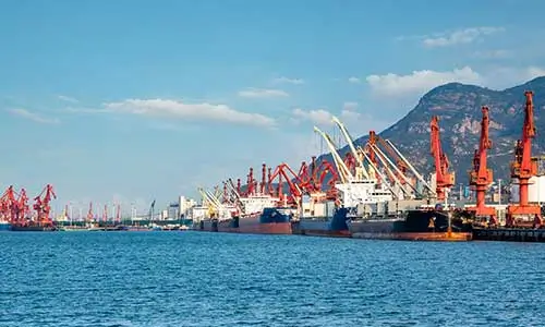 biggest ports in the uk