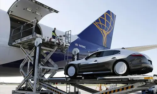 shipping-car-by-air-freight