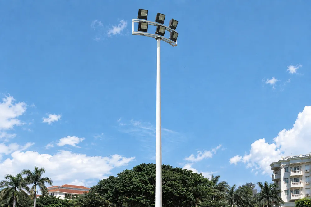 LED Lamp for Open Environments