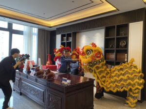 开疆拓土，，，，，再启新程！Lewin乐玩乔迁典礼隆沉进行