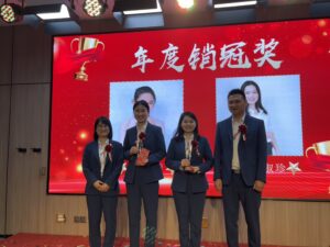 开疆拓土，，，，，再启新程！Lewin乐玩乔迁典礼隆沉进行